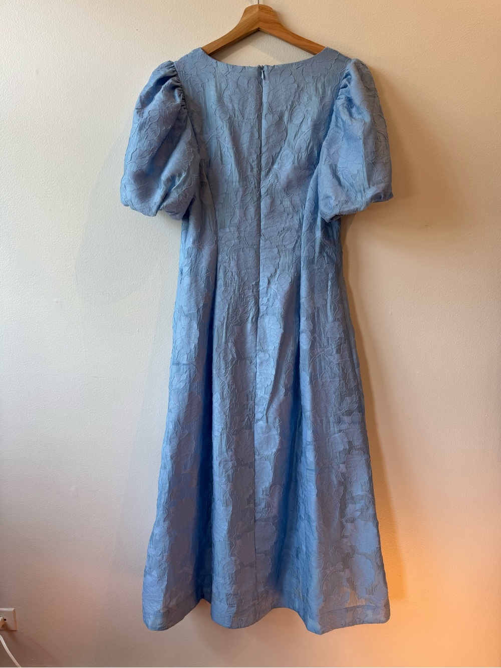 Tuckernuck / Hyacinth House Powder Blue Puff Sleeve Midi Dress - Picture 3 of 4